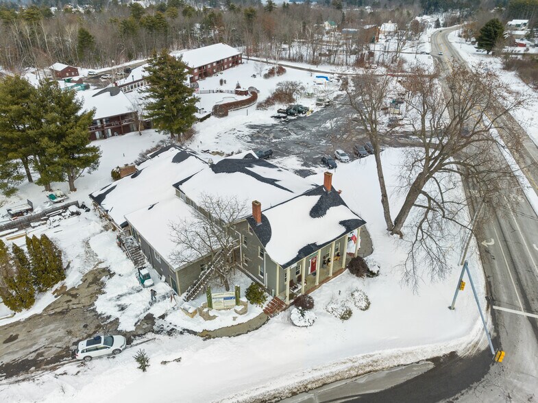 More Photos Of 1934 Lakeshore Rd, Gilford Office For Sale