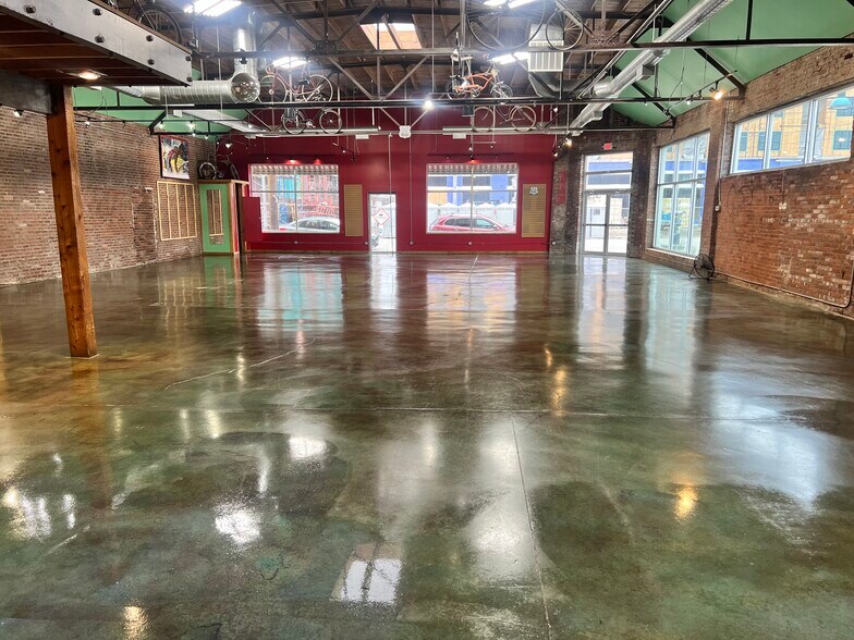 More Photos Of 416-420 E 2nd St, Tulsa Storefront Retail Office For Lease