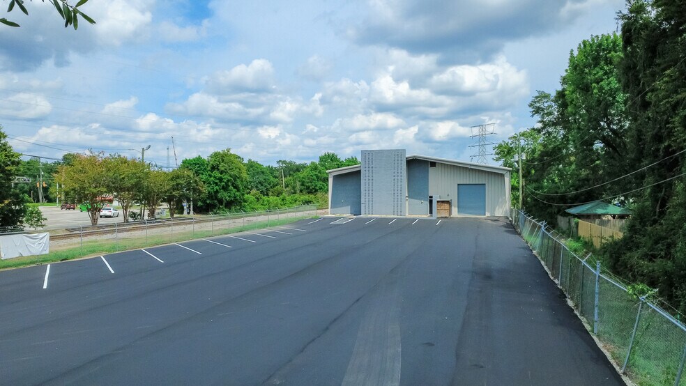 More Photos Of 3537 Dorchester Rd, North Charleston Unknown For Lease