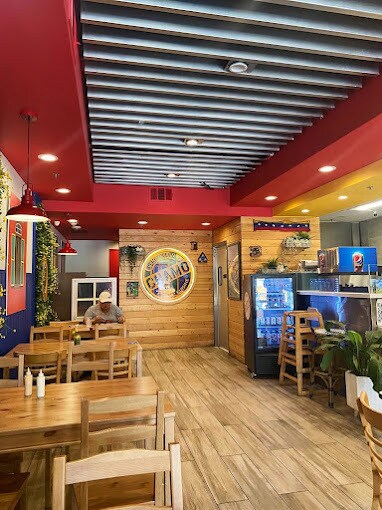 More Photos Of 950 E Colorado Blvd, Pasadena Restaurant For Lease