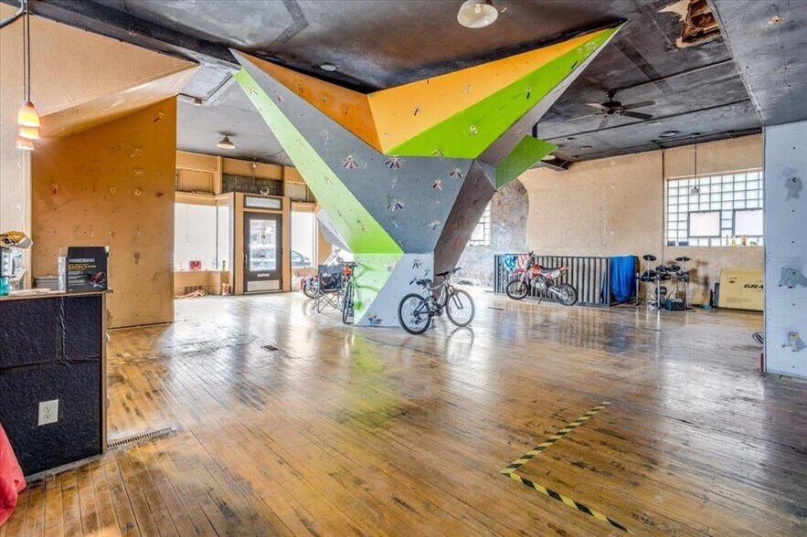 More Photos Of 116 E Pine Ave, El Dorado Apartments For Sale