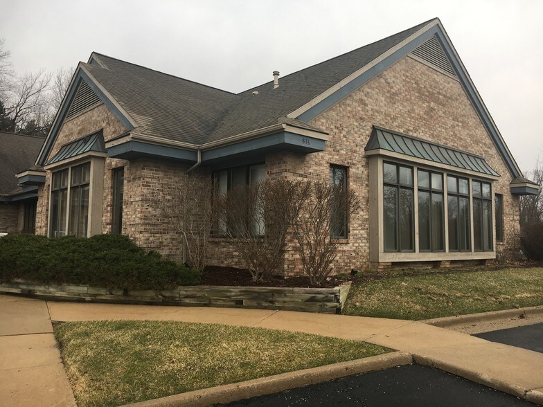 More Photos Of 836 Centennial Way, Lansing Medical For Sale