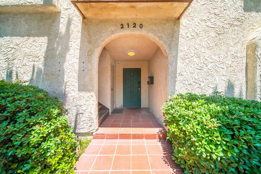 More Photos Of 2120 Huntington Dr, South Pasadena Office Residential For Sale