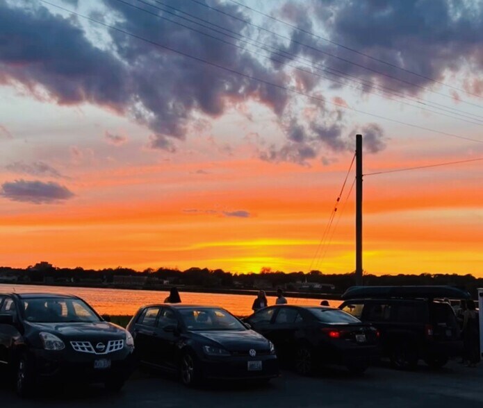 More Photos Of 116-124 Aquidneck Ave, Middletown General Retail For Sale