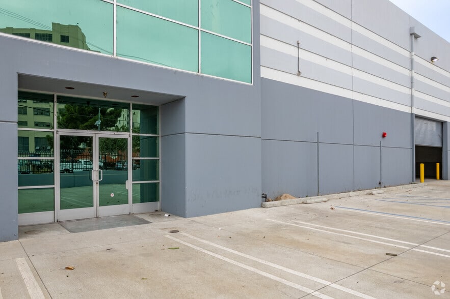 More Photos Of 1525-1545 Rio Vista Ave, Los Angeles Unknown For Lease