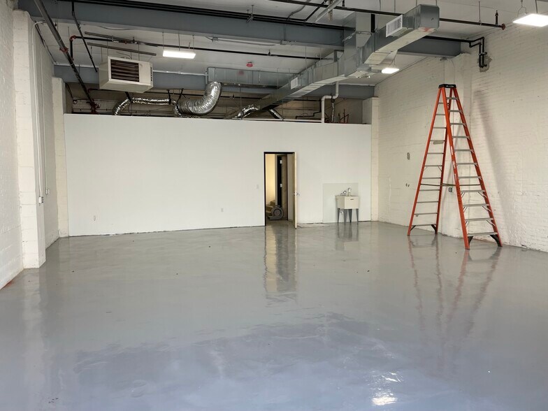 More Photos Of 700 Grand Ave, Hackettstown Warehouse For Sale