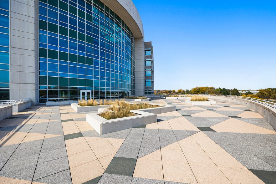 More Photos Of 7001 Westown Pky, West Des Moines Office For Lease