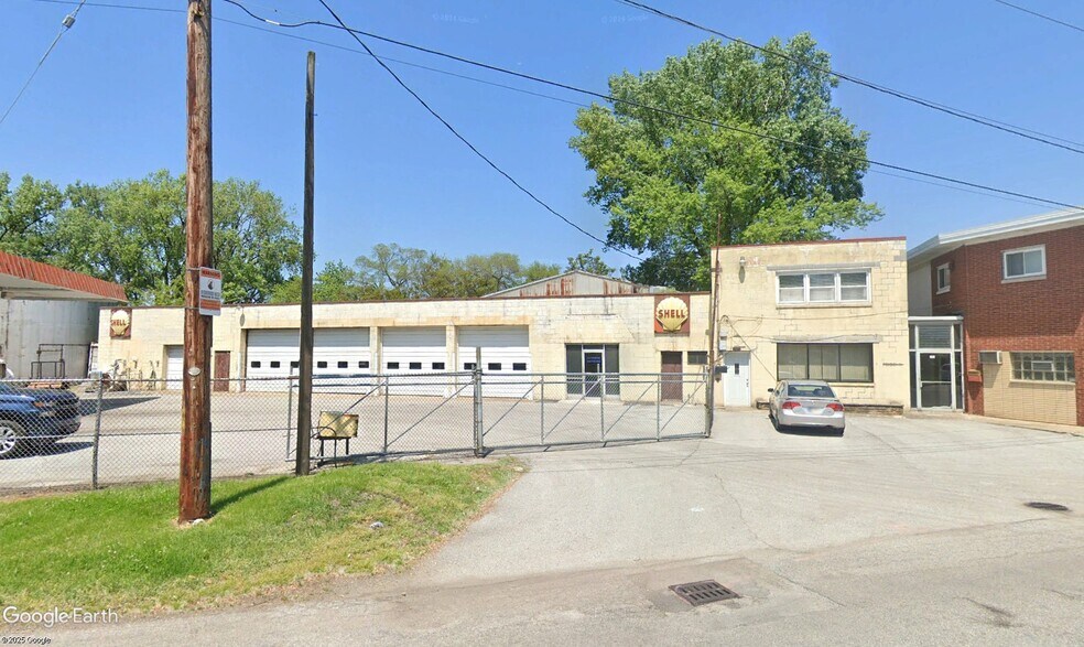 More Photos Of 2427 167th St, Hammond Warehouse For Lease