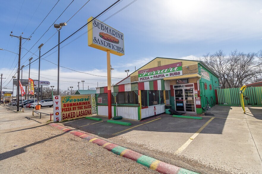 Primary Photo Of 716 W Veterans Memorial Blvd, Killeen Restaurant For Sale