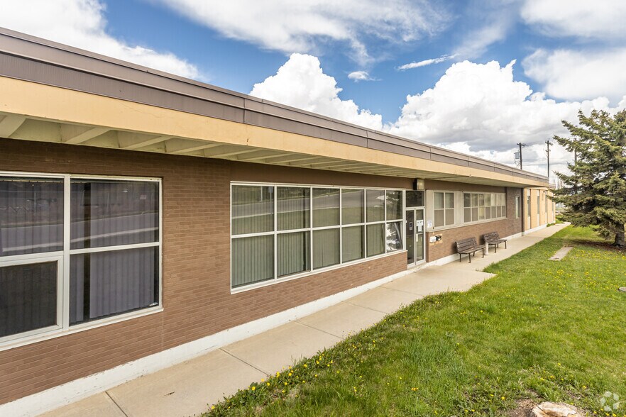 More Photos Of 12210 Mount Lawn Rd, Edmonton Industrial For Sale