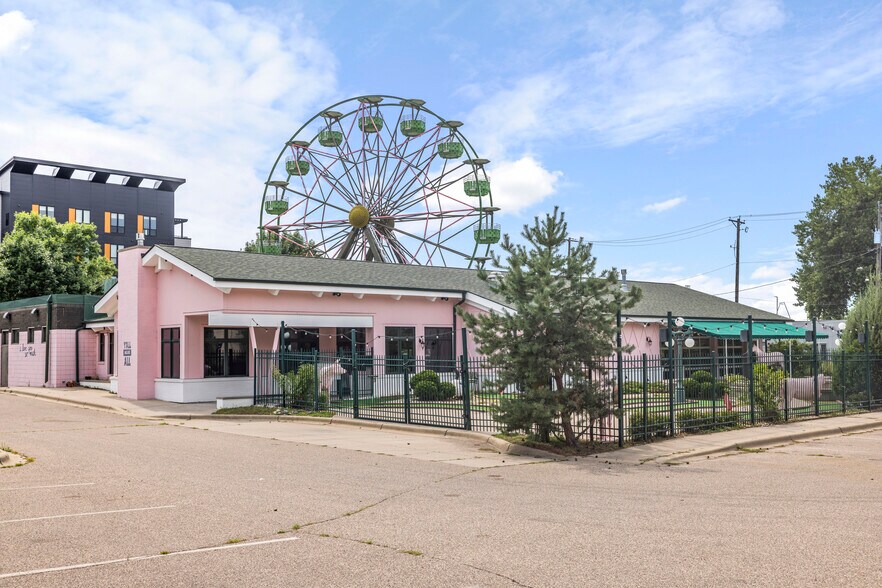 More Photos Of 2501 & 2519 Marshall St NE, Minneapolis Restaurant For Sale