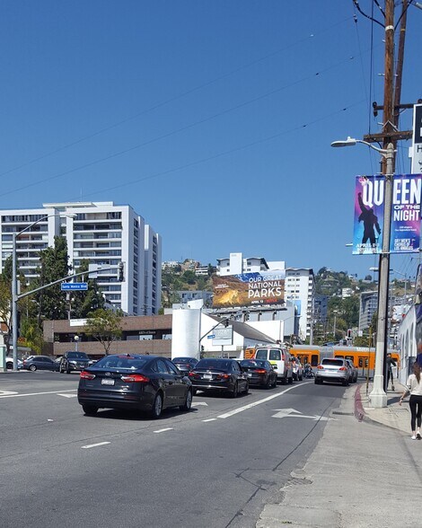 More Photos Of 980 N La Cienega Blvd, Los Angeles Storefront Retail Office For Sale