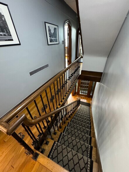 More Photos Of 226 W State St, Trenton Medical For Sale