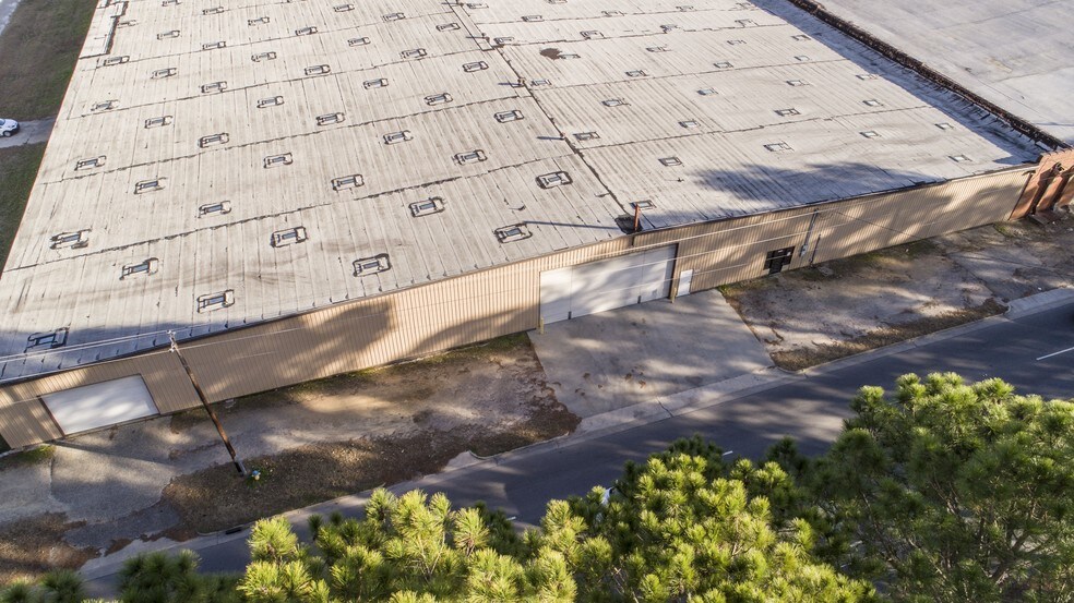 More Photos Of 2402 Fayetteville Rd, Lumberton Warehouse For Sale