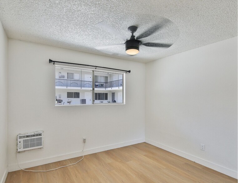 More Photos Of 26674 Ward St, Highland Apartments For Sale