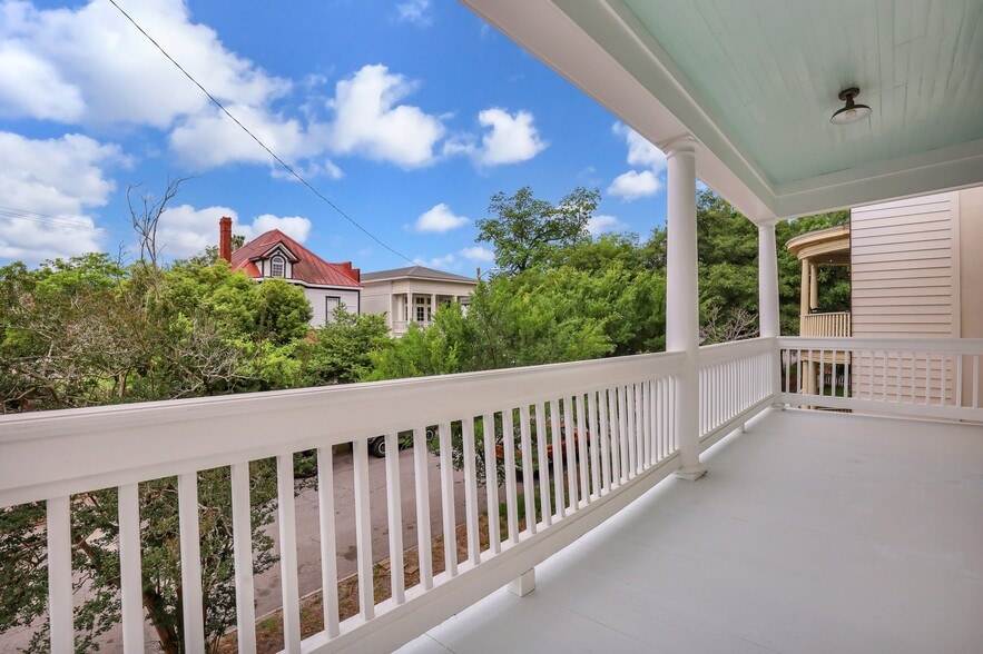 More Photos Of 420 E Bolton St, Savannah Apartments For Sale