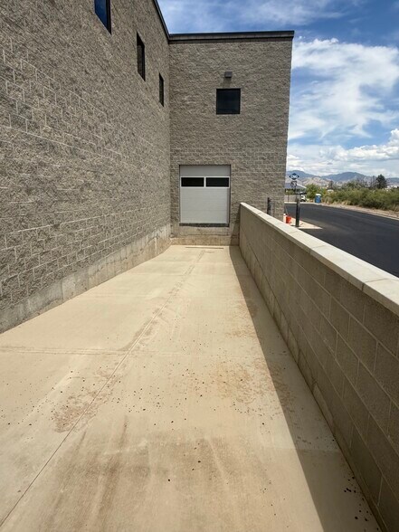 More Photos Of 140 Apollo Rd, Salt Lake City Warehouse For Lease
