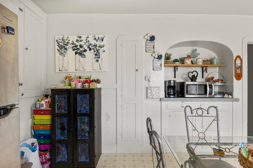 More Photos Of 2900 Barrett Ave, Richmond Multifamily For Sale