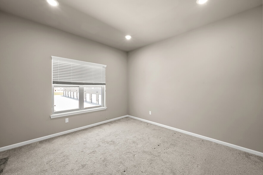 More Photos Of 1241-1251 E Woodward Heights Blvd, Hazel Park Apartments For Sale