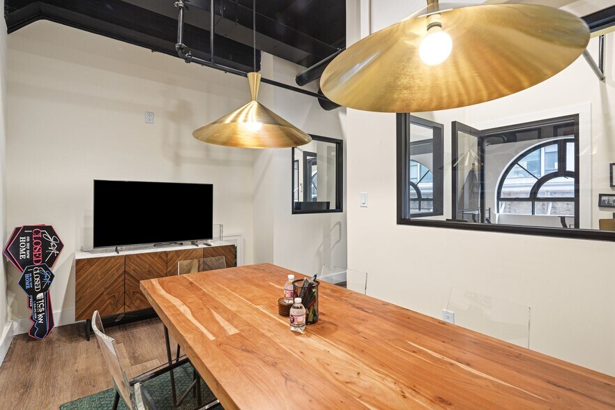 More Photos Of 1425 Locust St, Philadelphia Apartments For Lease