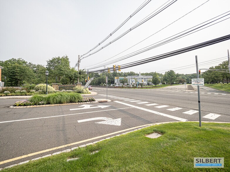 More Photos Of 665 Martinsville Rd, Basking Ridge Unknown For Lease