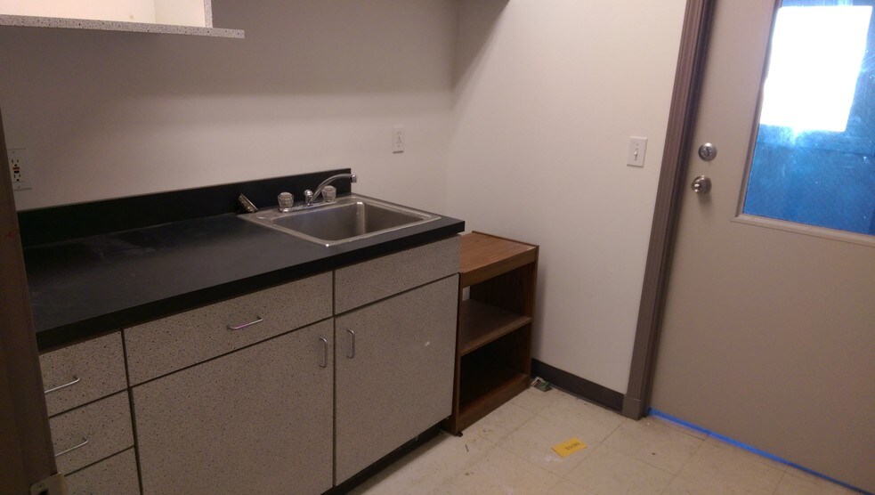 More Photos Of 1645 Hertel Ave, Buffalo Office For Lease