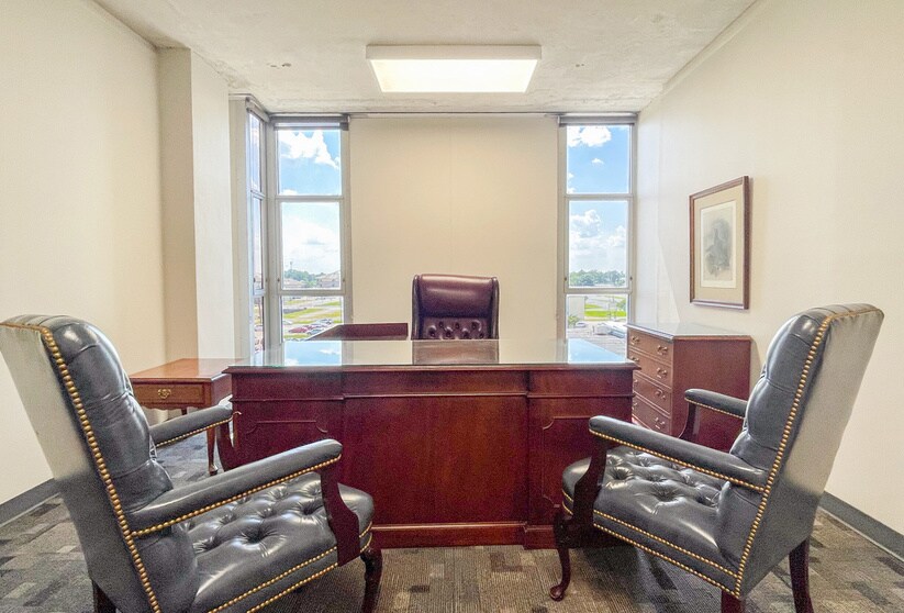 More Photos Of 5700 Florida Blvd, Baton Rouge Loft Creative Space For Sale