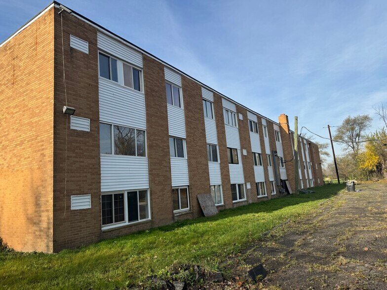 More Photos Of 18250 Weaver St, Detroit Apartments For Sale