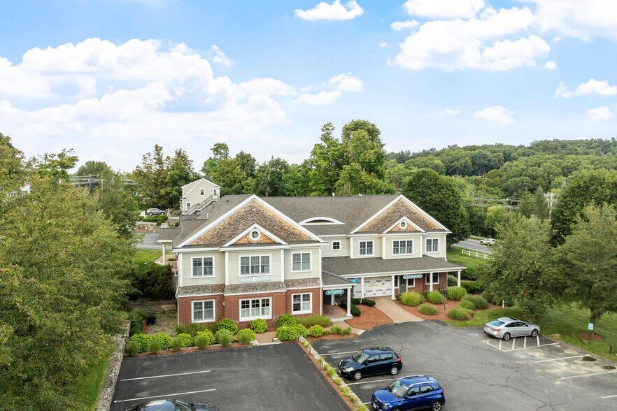 More Photos Of 307 Grafton St, Shrewsbury Office For Sale
