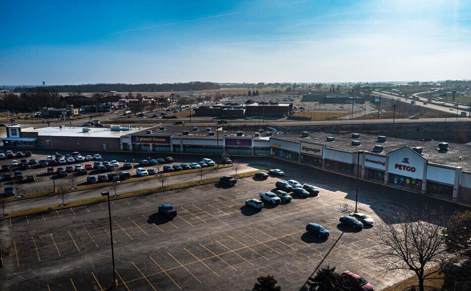 More Photos Of 1900-1964 S Koeller St, Oshkosh Unknown For Lease