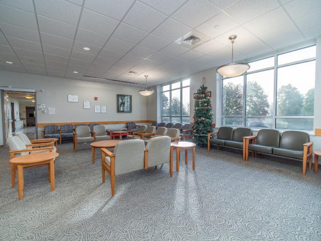 More Photos Of 10 Timberview Ln, Russell Medical For Sale