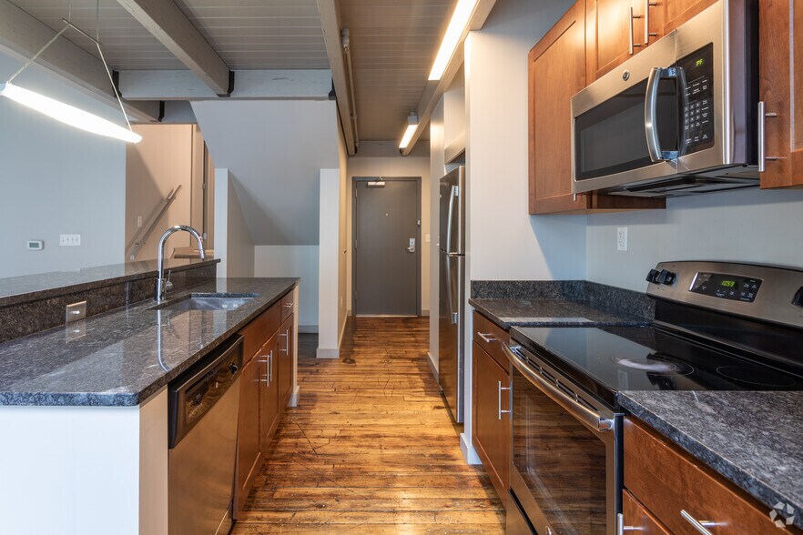 More Photos Of 3300 Clipper Mill Rd, Baltimore Apartments For Lease