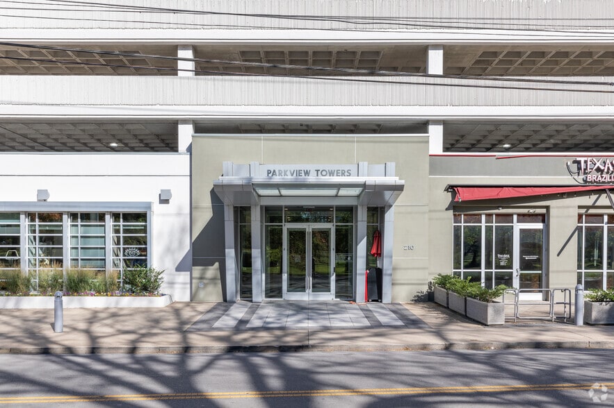More Photos Of 210 25th Ave N, Nashville Office For Lease