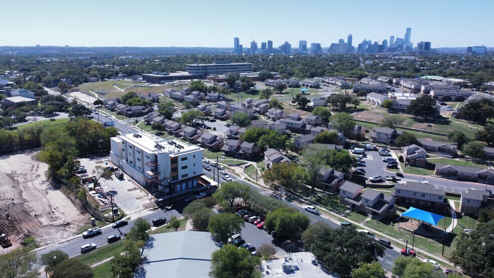 More Photos Of 3515 Webberville Rd, Austin Apartments For Lease