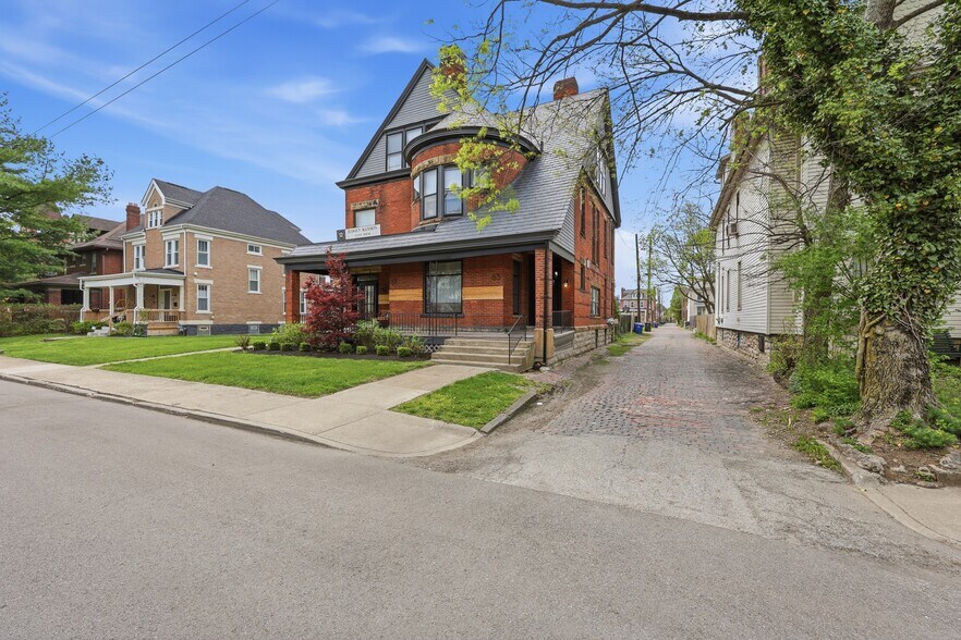 More Photos Of 83-87 Wilson Ave, Columbus Apartments For Sale