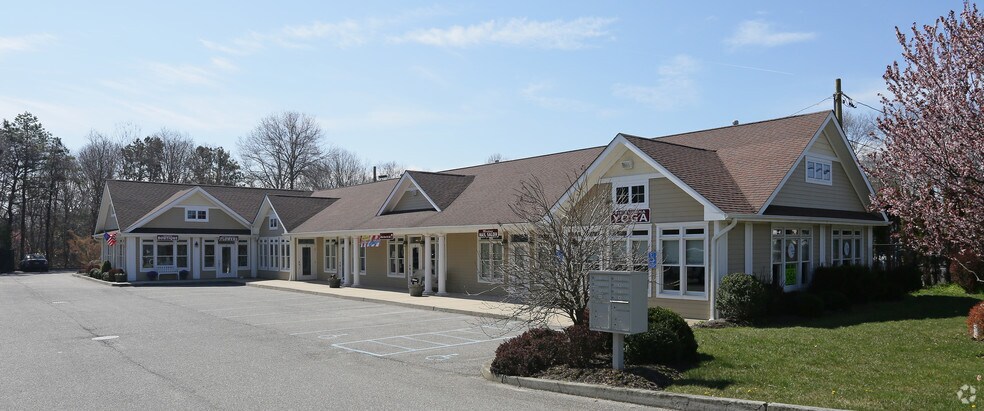 Primary Photo Of 78 Montauk Hwy, East Moriches Unknown For Lease