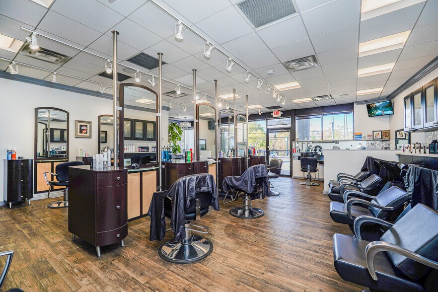 More Photos Of 1605 Forest Ave, Staten Island Storefront Retail Office For Sale