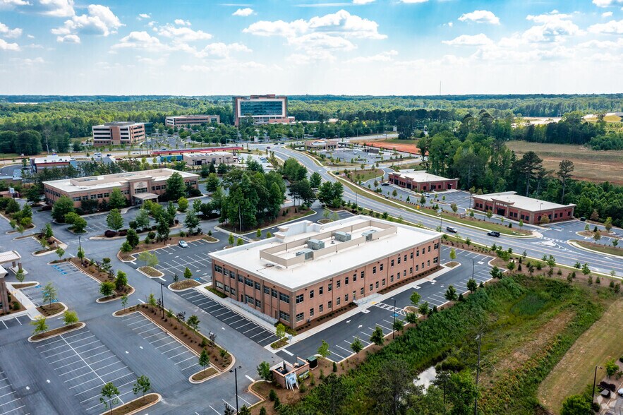 More Photos Of 2201 Newnan Crossing Blvd, Newnan Medical For Lease