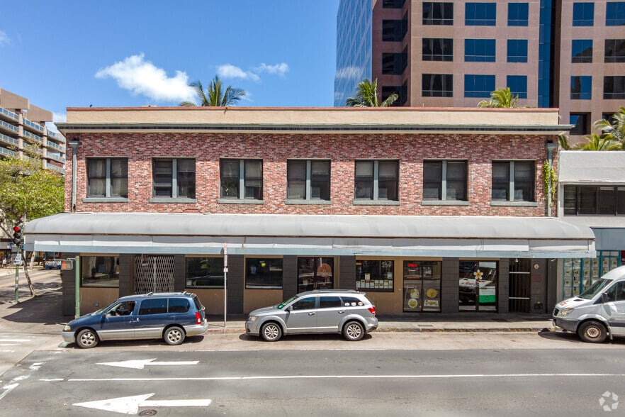 More Photos Of 1102 Bishop St, Honolulu Storefront For Lease