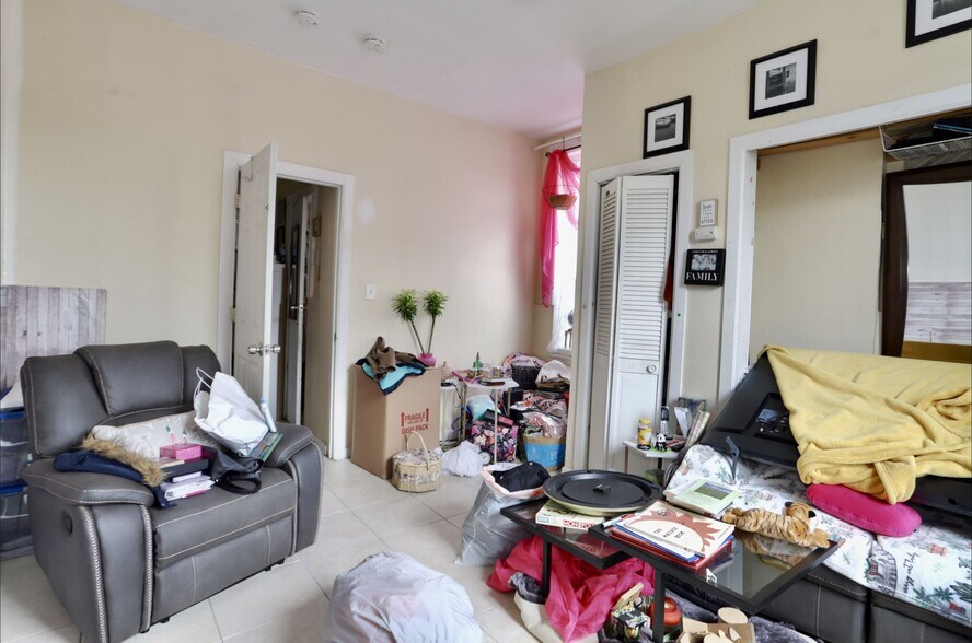 More Photos Of 2606 Central Ave, Union City Apartments For Sale