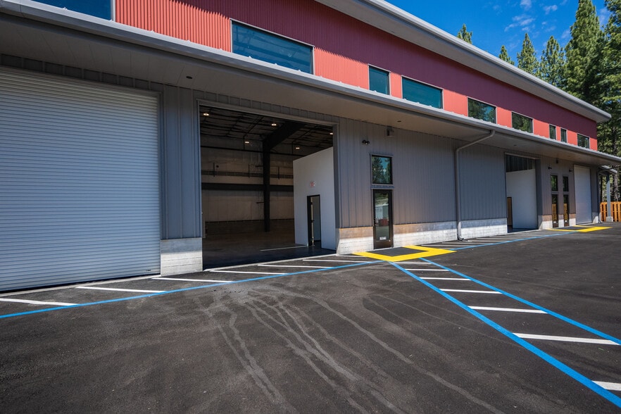 More Photos Of 10980 Crestwood, 10980 Industrial Way, Truckee Light Manufacturing For Lease