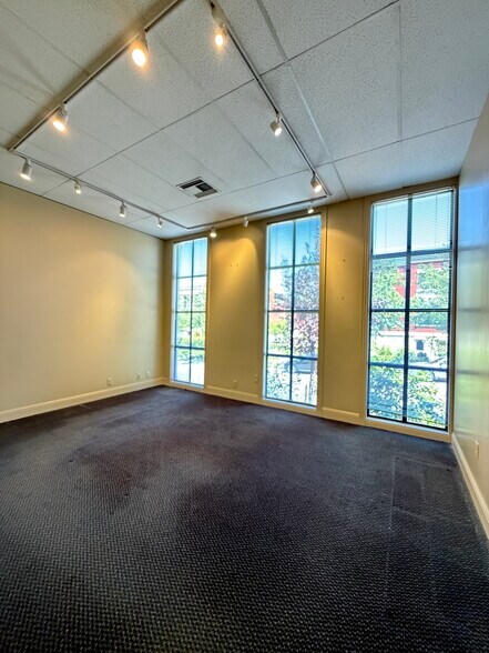 More Photos Of 2100 21st St, Sacramento Office For Lease