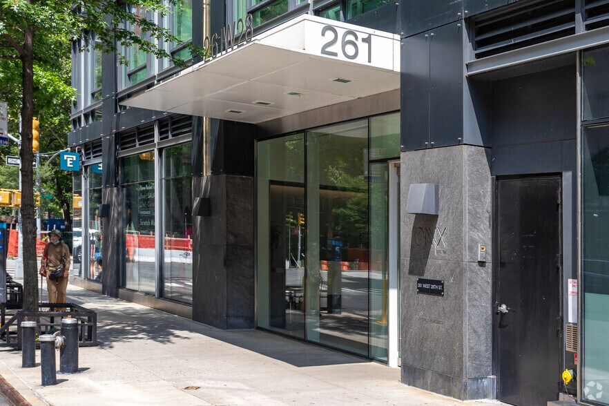 More Photos Of 261 W 28th St, New York Apartments For Sale