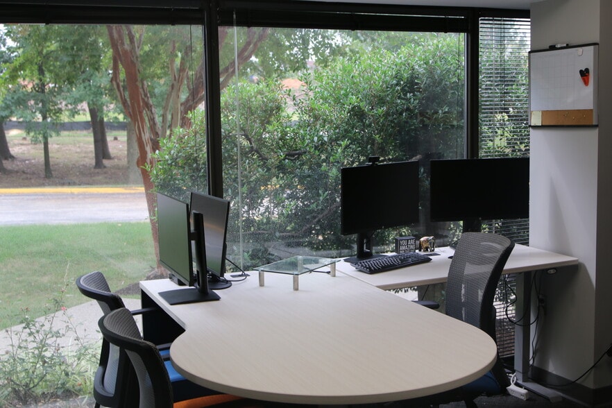 More Photos Of 1190 Winterson Rd, Linthicum Coworking Space