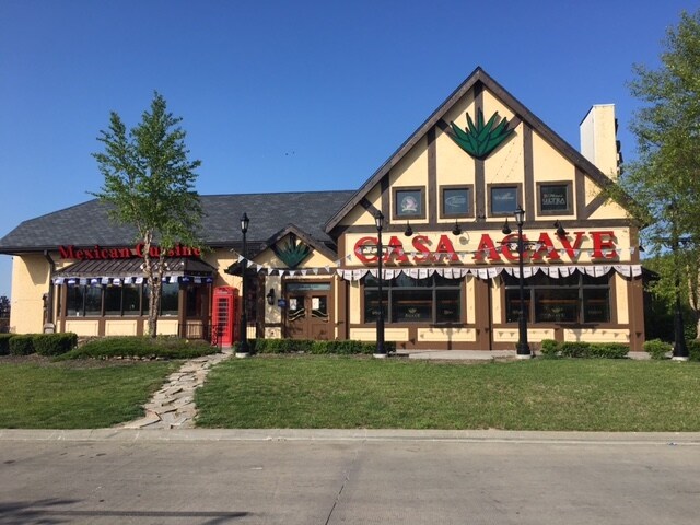 More Photos Of 1340 Village West Pky, Kansas City Restaurant For Lease