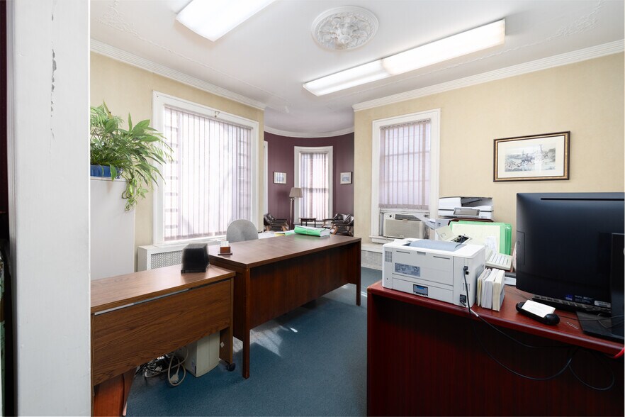 More Photos Of 59 Central Ave, Waterbury Office For Sale