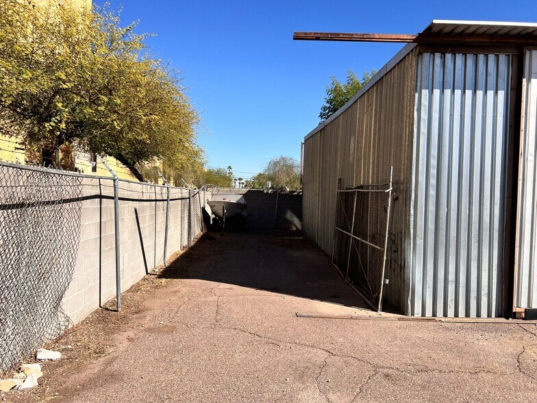 More Photos Of 4145 N. 8th St, Phoenix Land For Lease