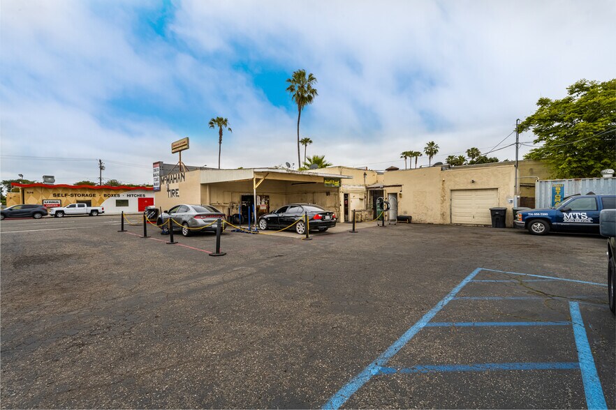 More Photos Of 623 S Anaheim Blvd, Anaheim General Retail For Sale