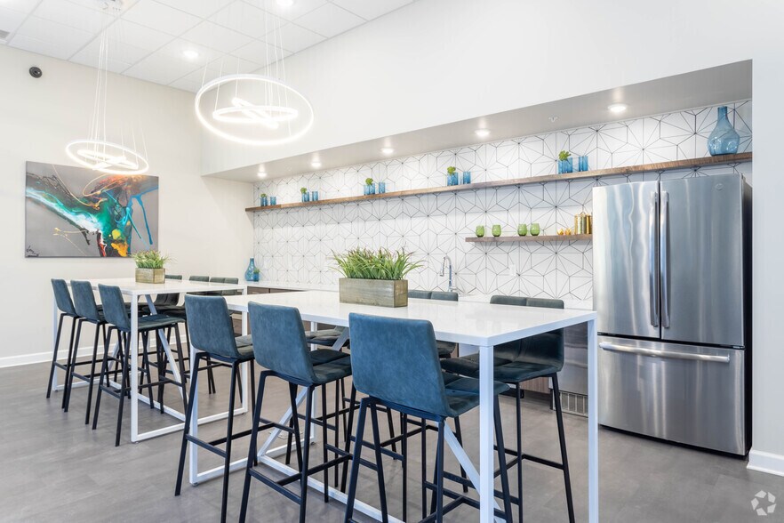More Photos Of 4630 Leighton Ave, Lincoln Apartments For Lease