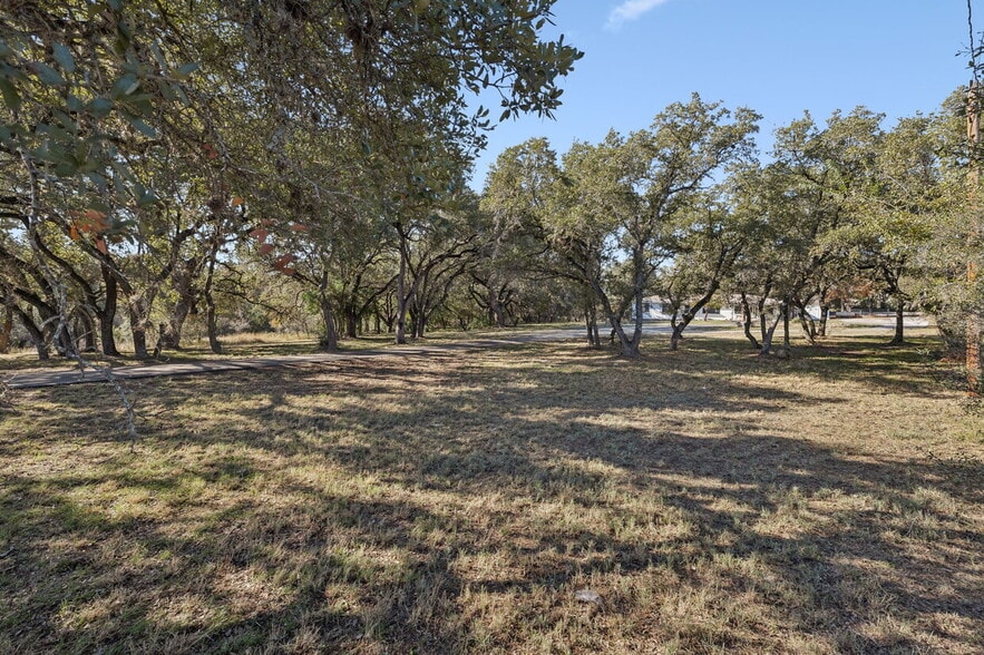 More Photos Of 1031 Talley Rd, San Antonio Office For Sale